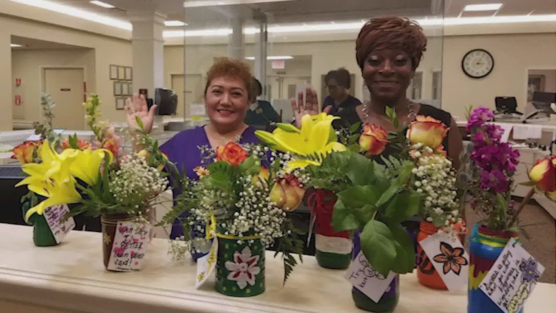 Lindsey Smith, a former wedding planner, began repurposing flowers in 2010. Volunteers help create and deliver blooms to hospitals and shelters.
