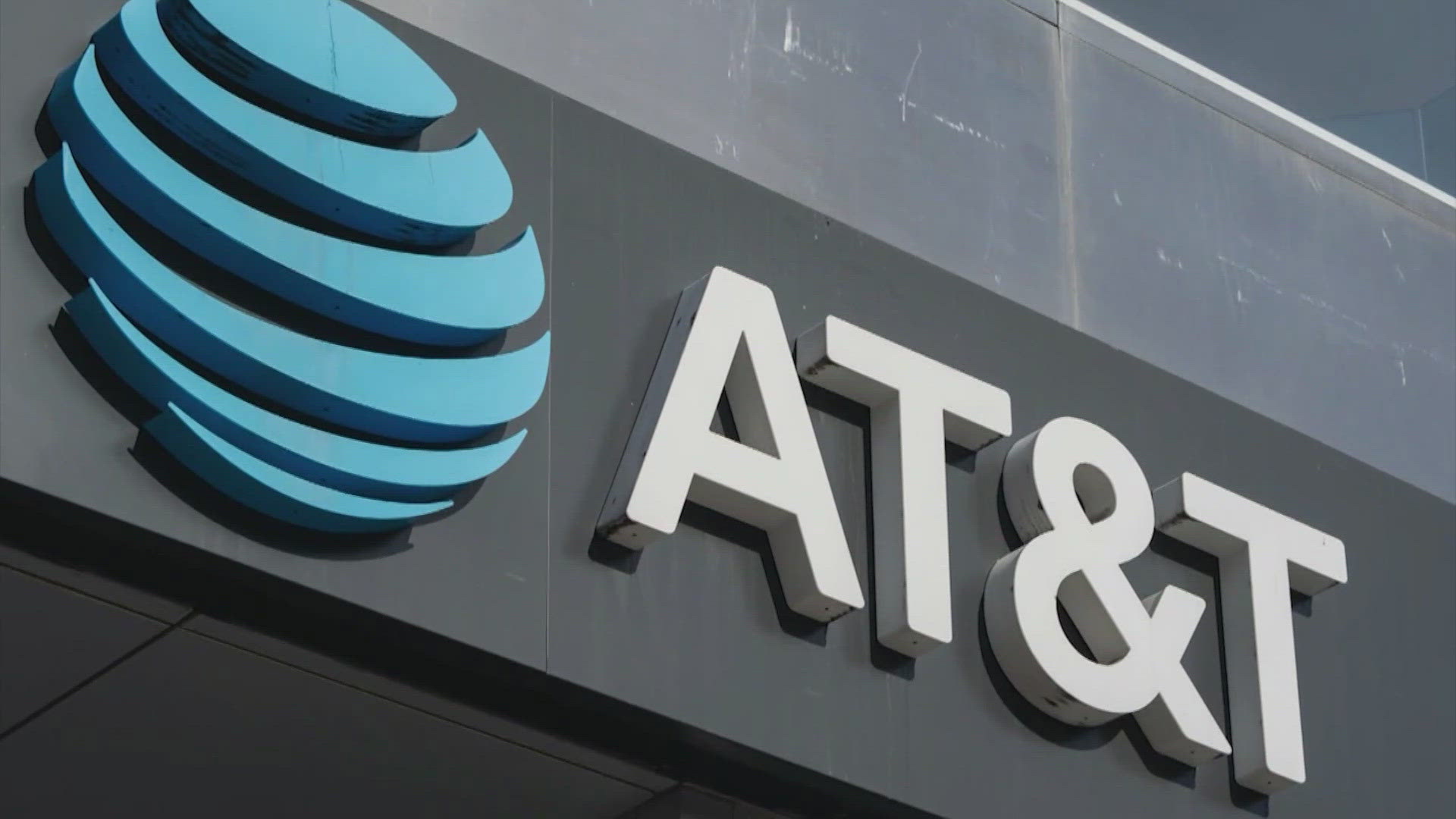 AT&T data breach class action settlement claims due in November: How to ...