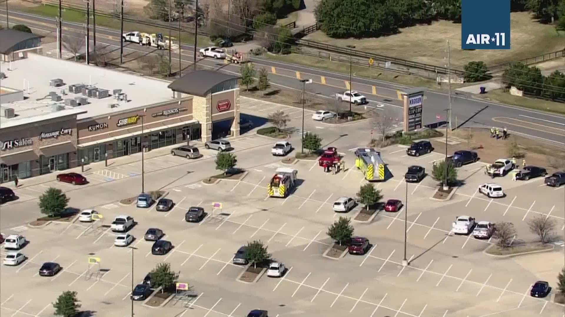 Firefighters and a HAZMAT team responded to a shopping center in the Katy area early Wednesday after reports of an odor and a gas leak.