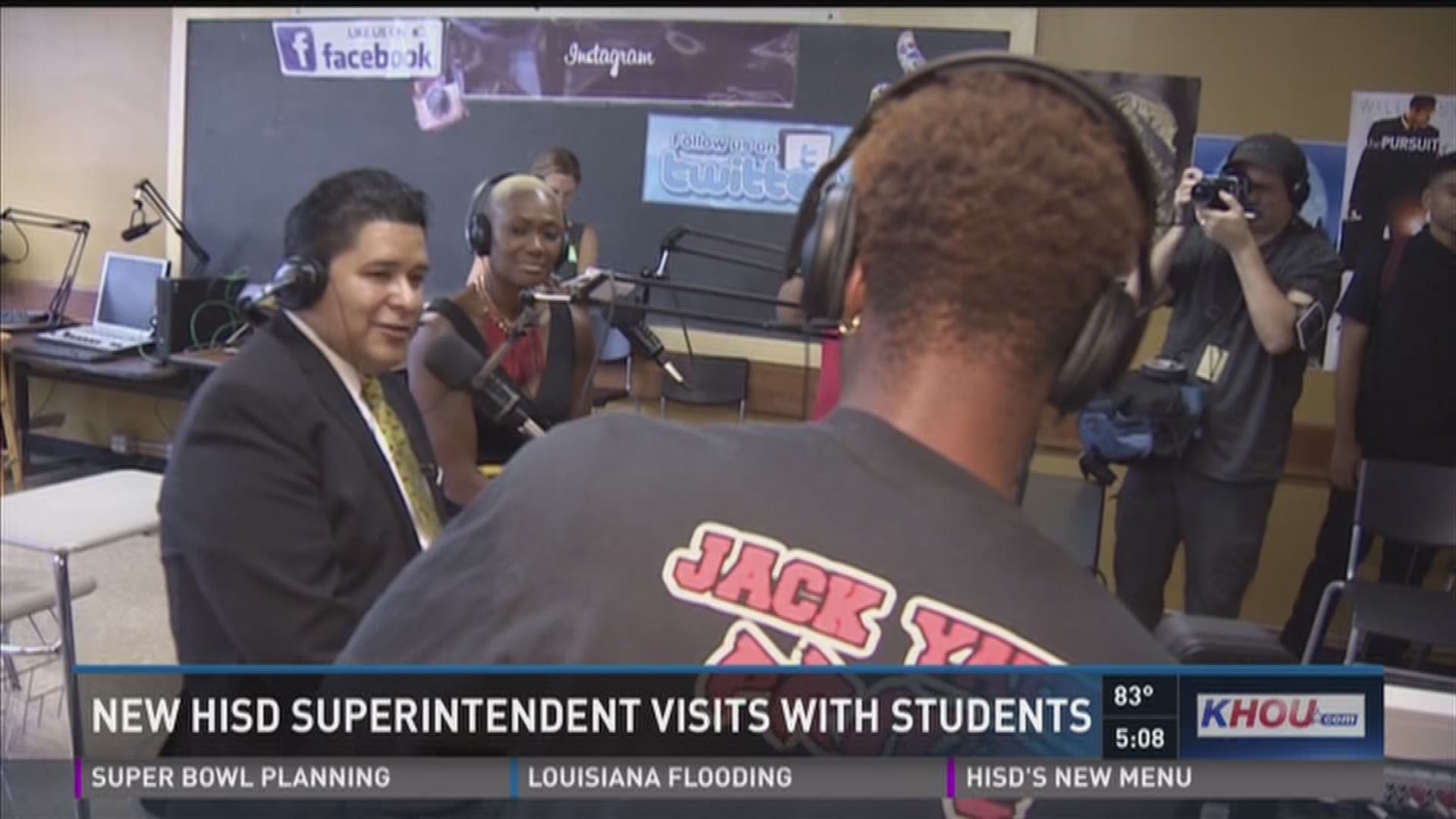 New HISD superintendent tours schools on first day of classes
