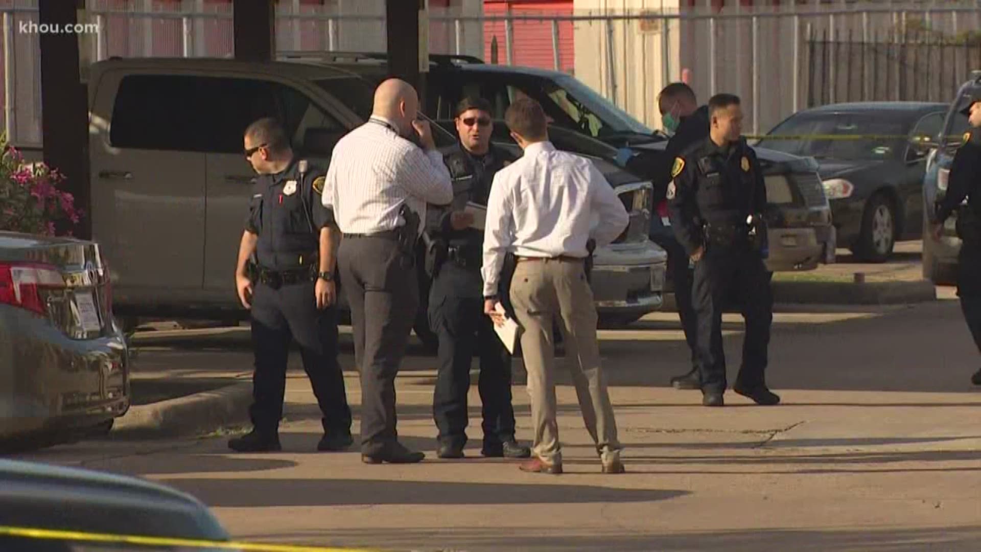 Houston Police are investigating after a man was fatally shot Saturday afternoon at an apartment complex in West Houston.