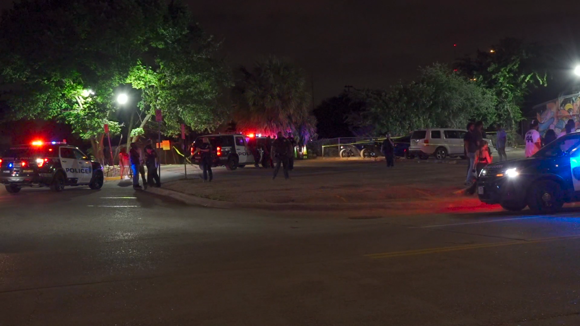 HPD: 2 injured in shooting outside lounge near downtown Houston | khou.com