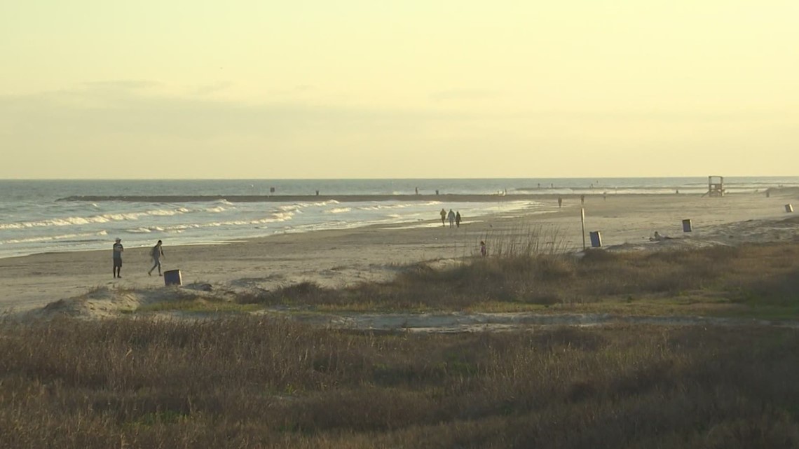 Galveston beaches open for spring break