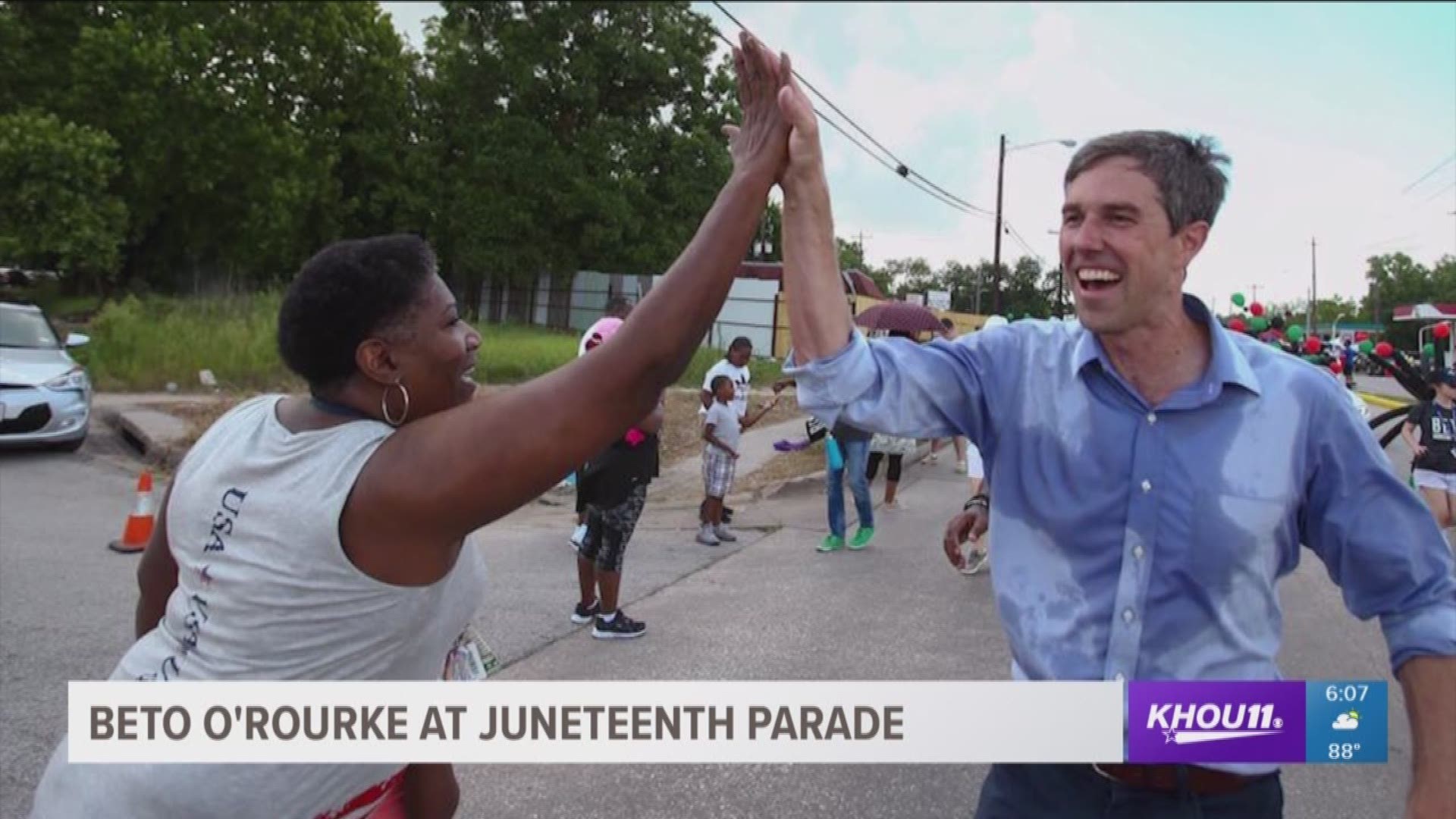 Beto O'Rourke attends Juneteenth parade in Acres Homes