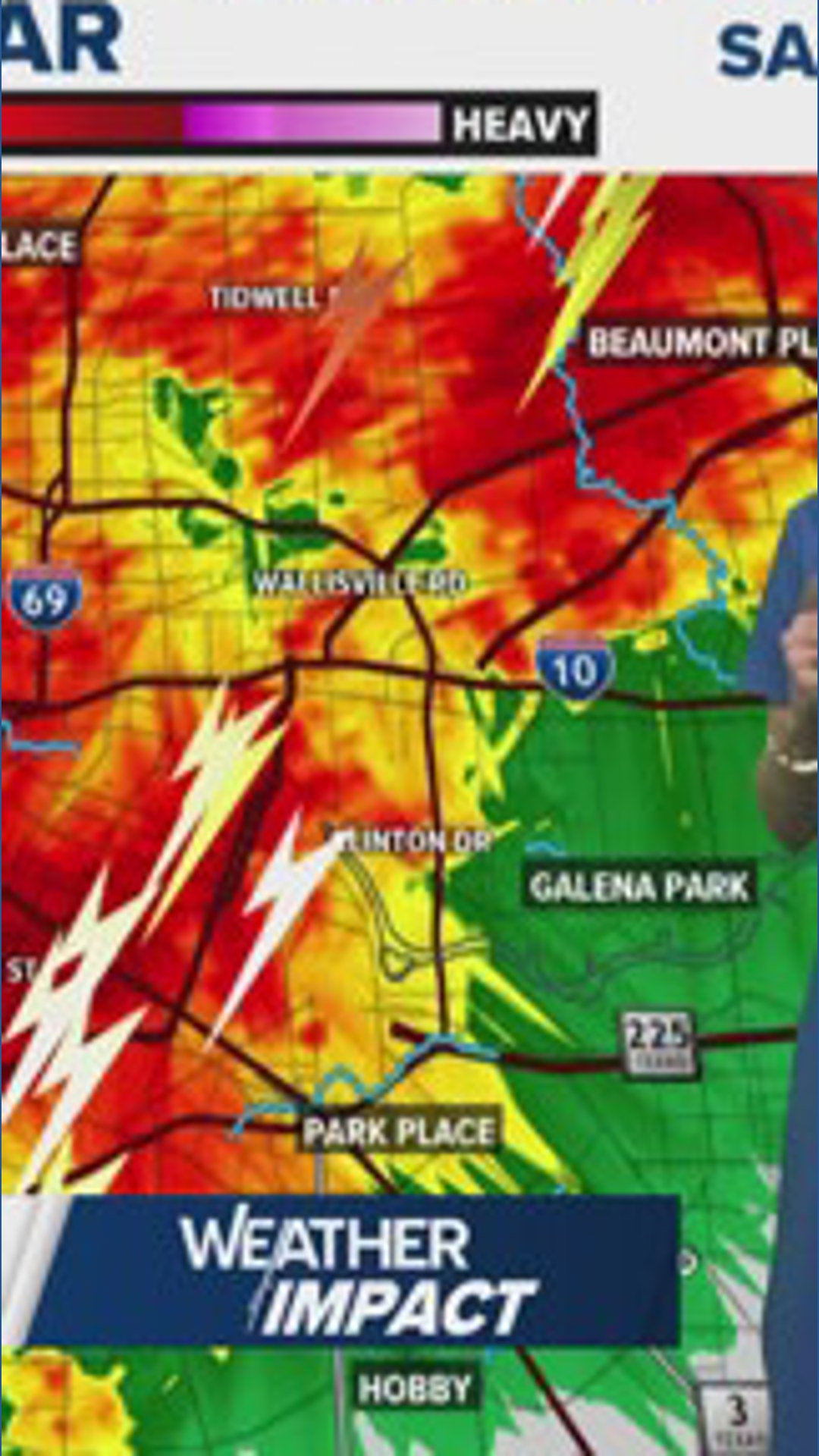 Houston weather update: Strong storms with lightning move through the ...