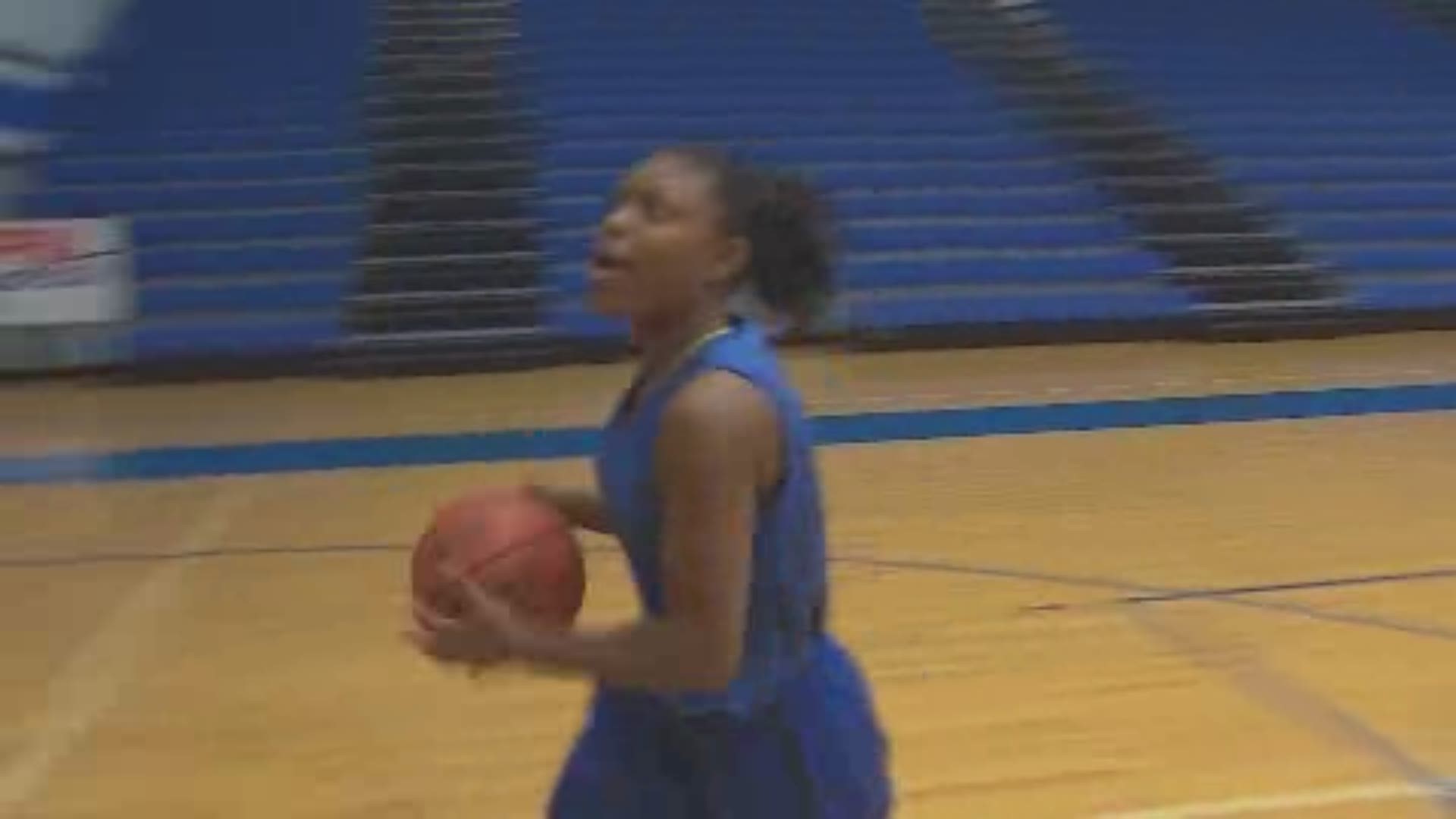 Congratulations to Destini Hall of Clear Springs of being named KHOU 11 Sports Athlete of the Week!