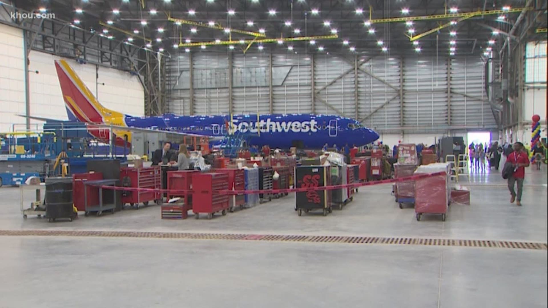 Southwest Airlines largest hanger opens in Houston 