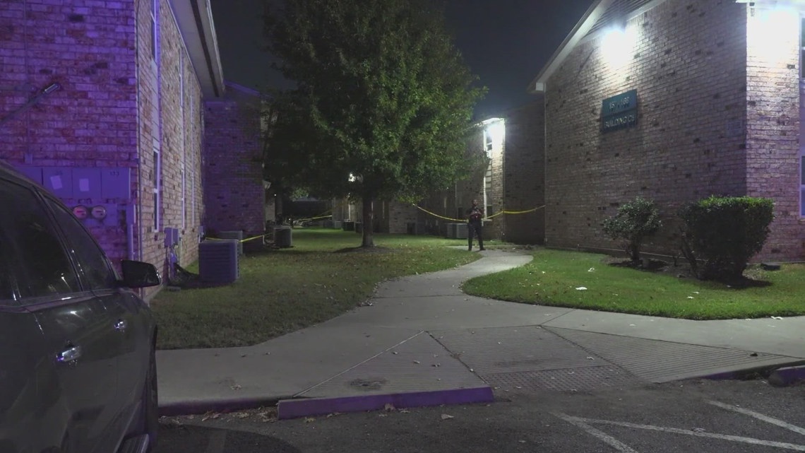 18-year-old shot, killed in possible shootout at NE Houston apartment ...
