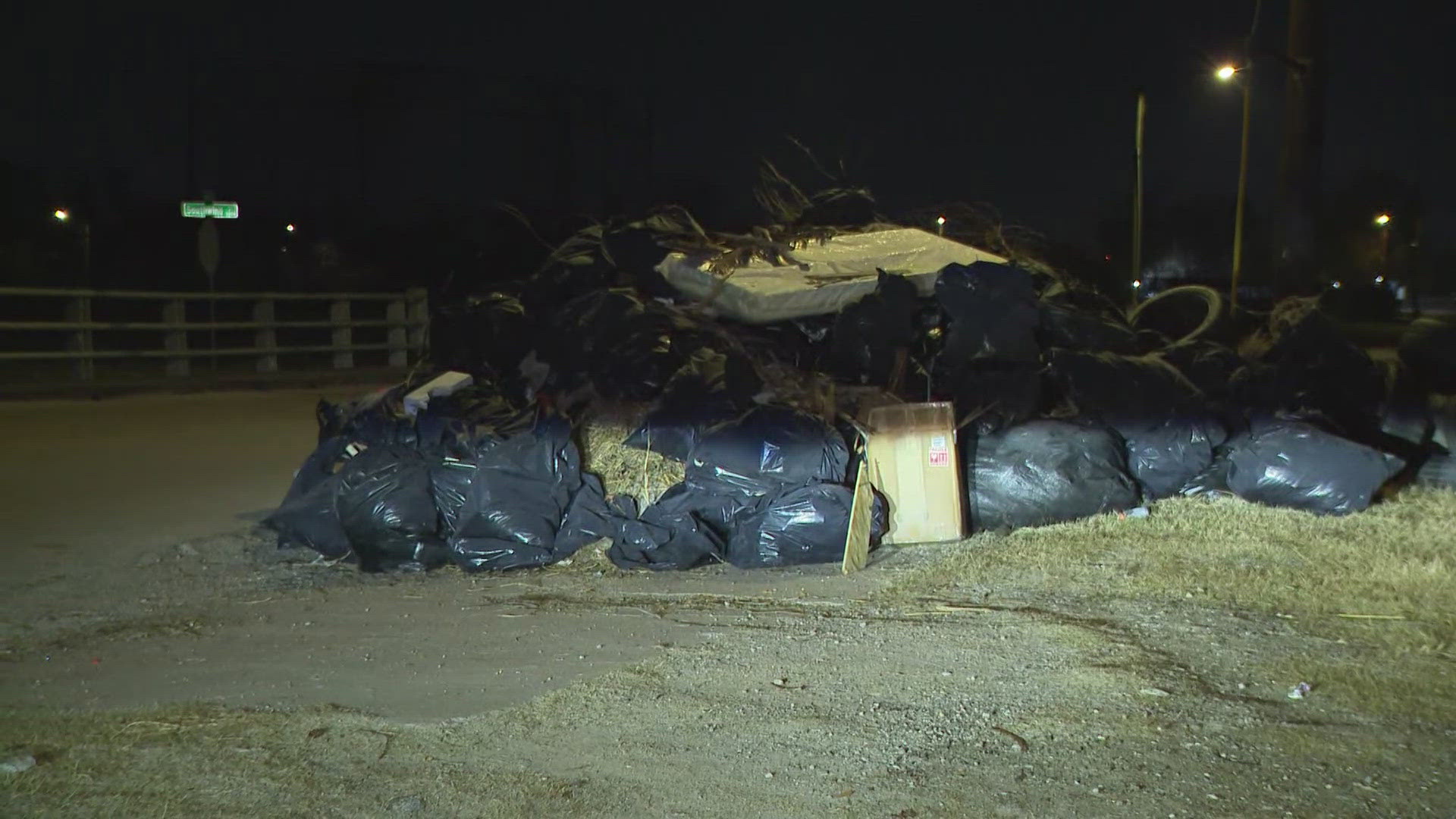 Neighbors take action against illegal dumping in Sunnyside | khou.com