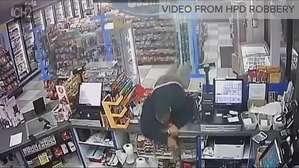 Surveillance video: Clerk shot during robbery at convenience store ...