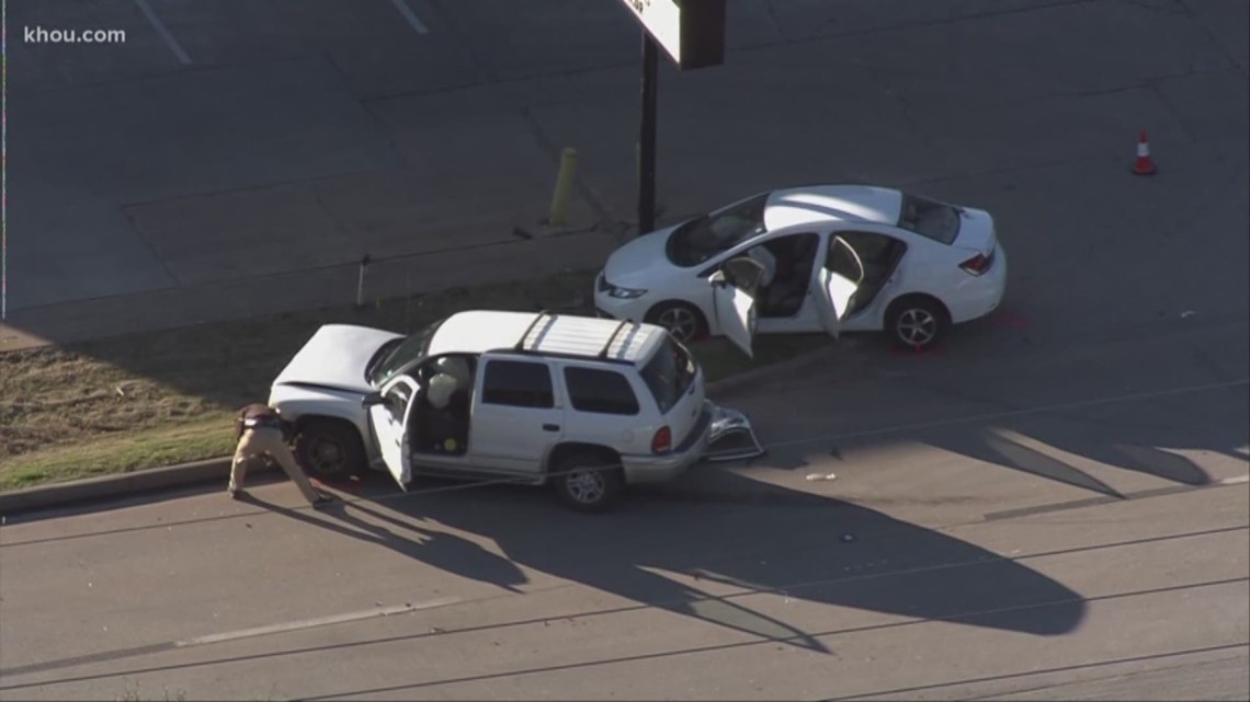 2 dead in Fort Bend County crash khou com