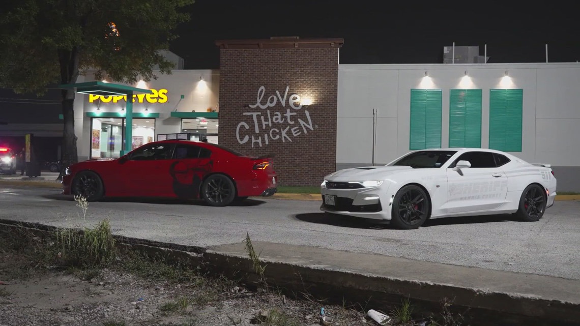 Parking lot takeover leads to high-speed chase through north Harris County, HCSO says