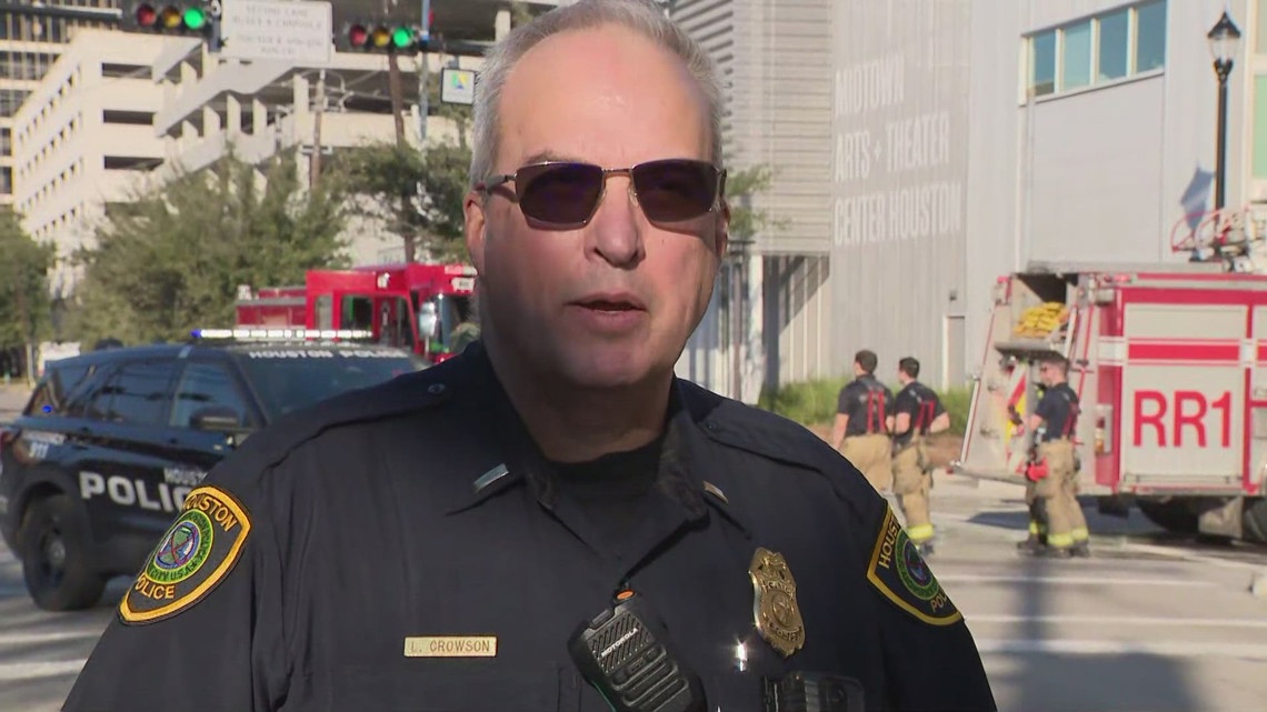 HPD officer expected to be OK after wreck after brief chase and fiery ...