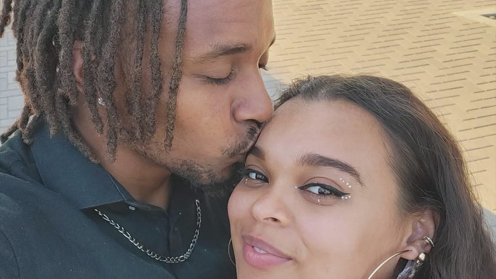 New details revealed in death of Marine veteran killed inside Houston