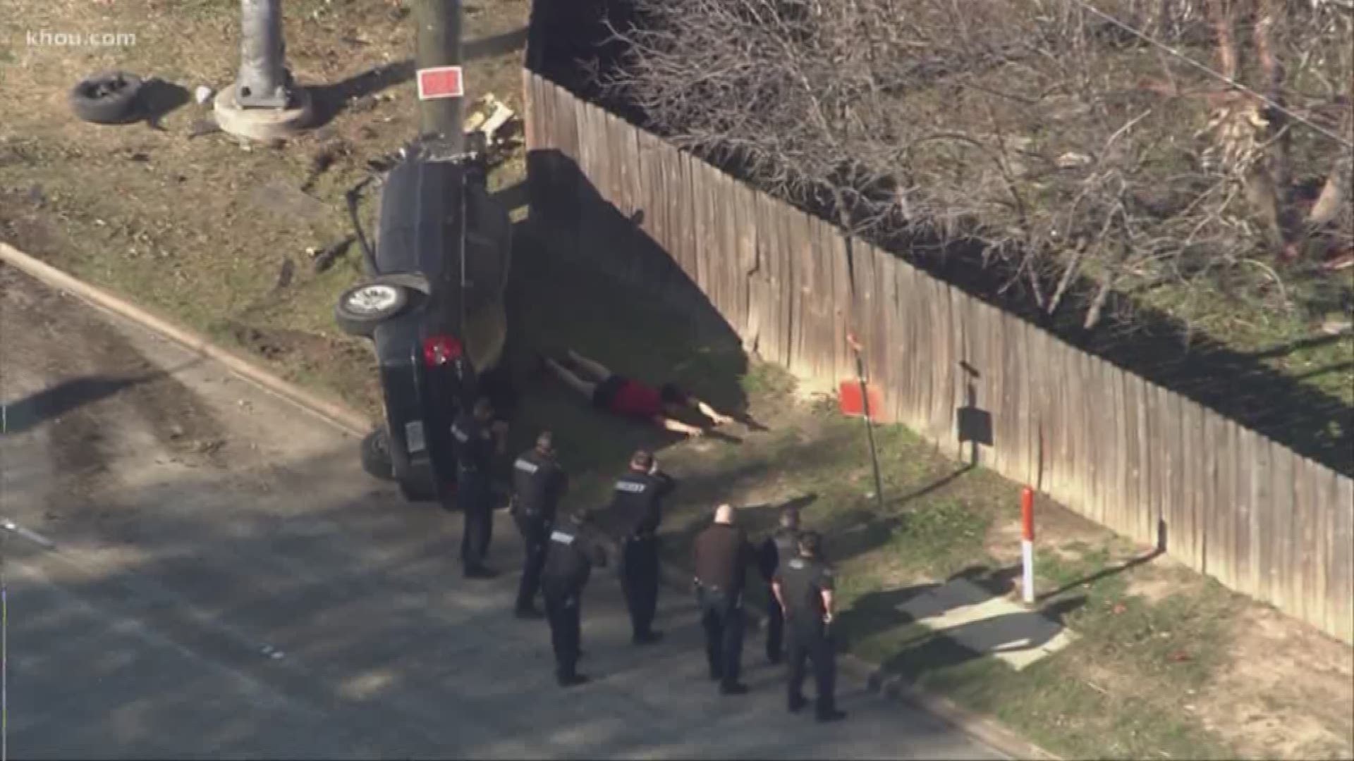Chase ends with crash, suspect in custody in NW Harris County | khou.com