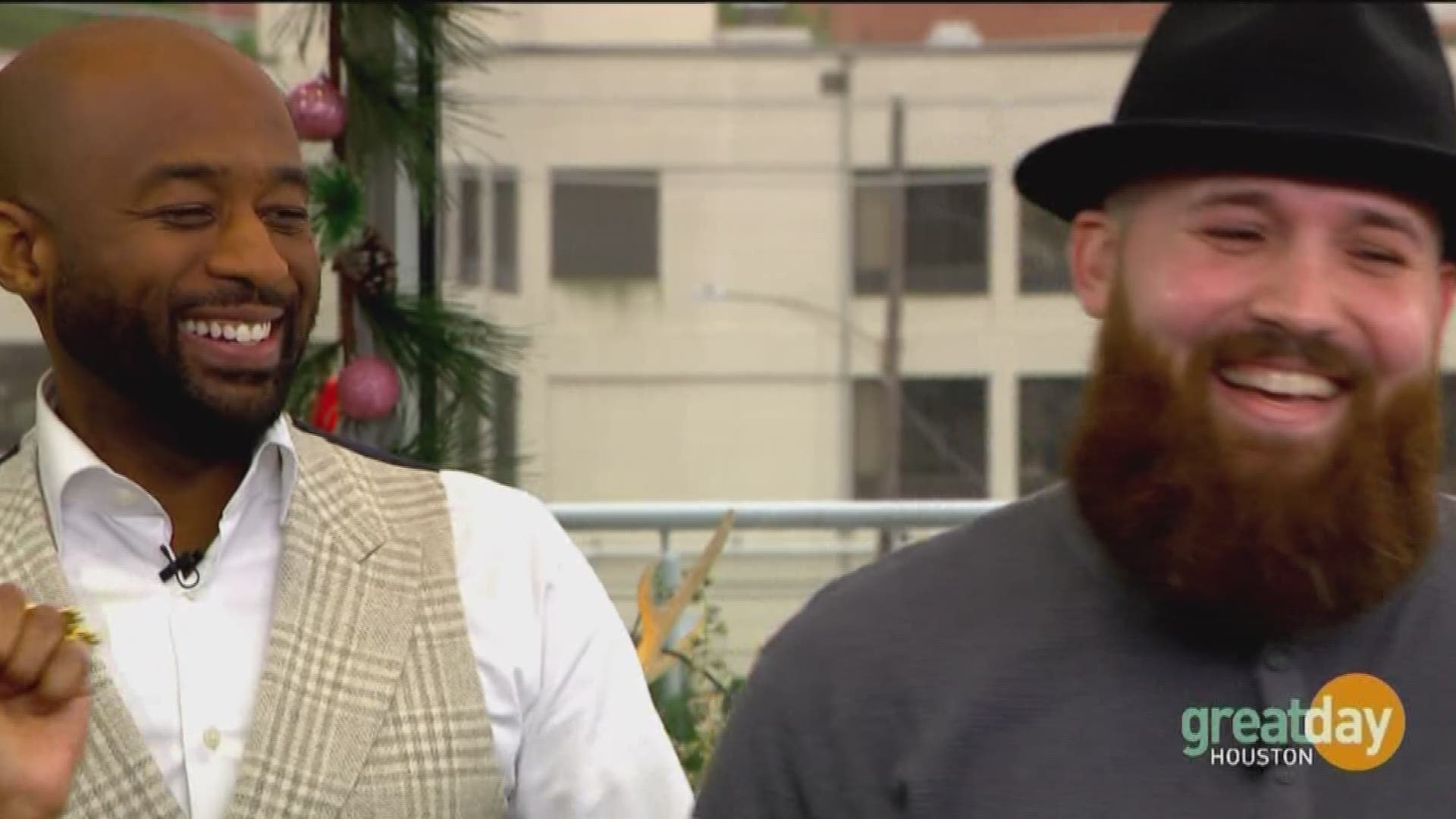 Lifestyle experts Mikel Welch and Buffalo Joe showcase the best Christmas gifts for men.