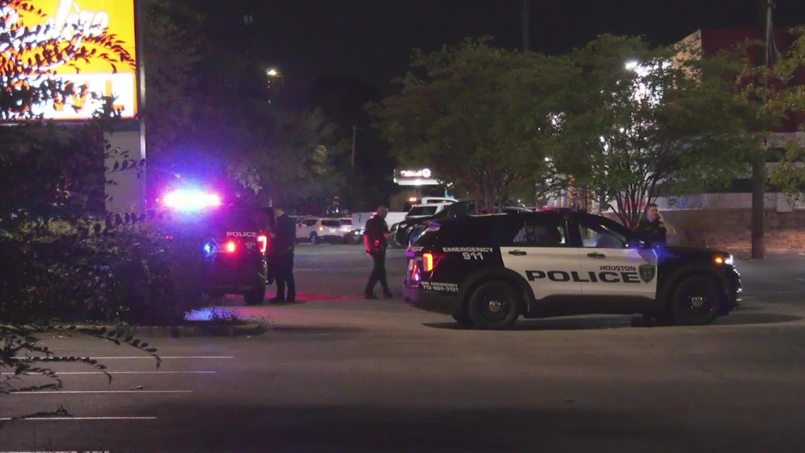 Man shot and killed outside bowling alley in west Houston, police say