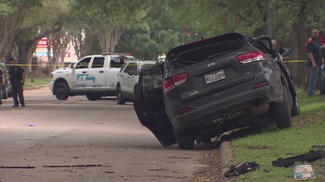 Man killed when police use PIT maneuver - Vimarsana News
