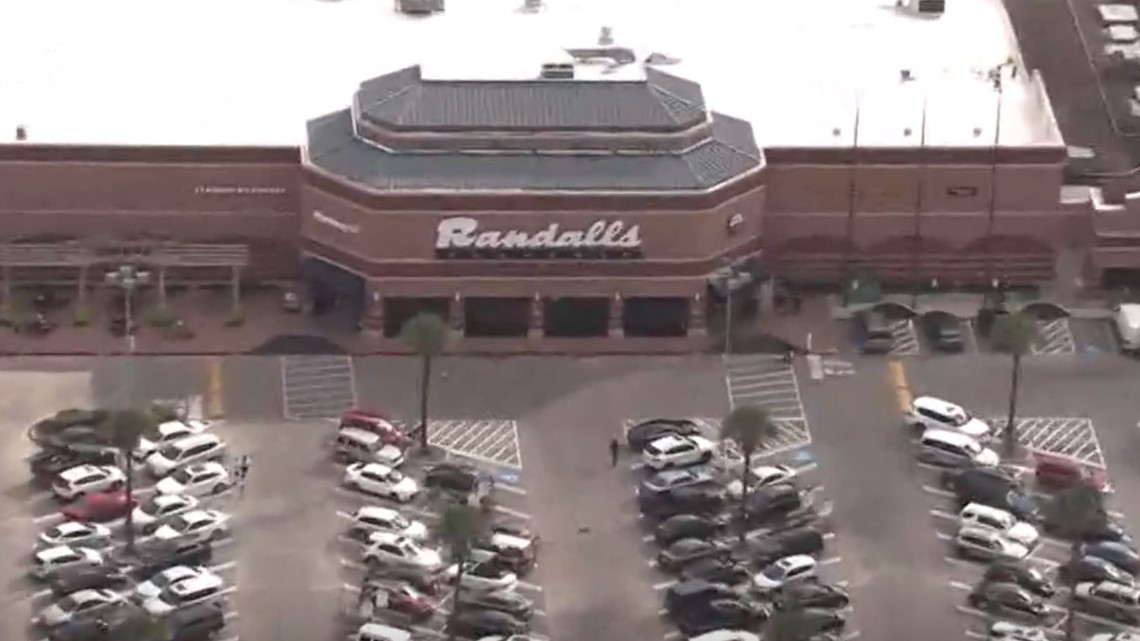 Randalls to close 5 more stores in the Houston area