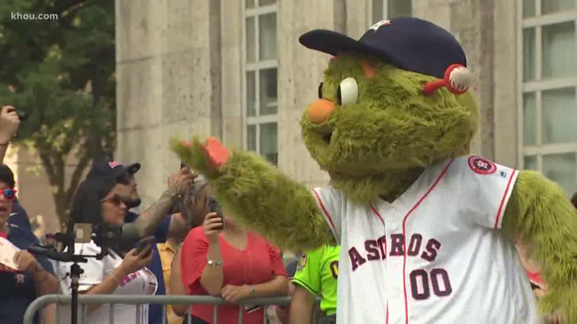 The Houston Astros held a fan pep rally outside City Hall Thursday morning in preparation for their match-up with the Tampa Bay Rays in the ALDS.