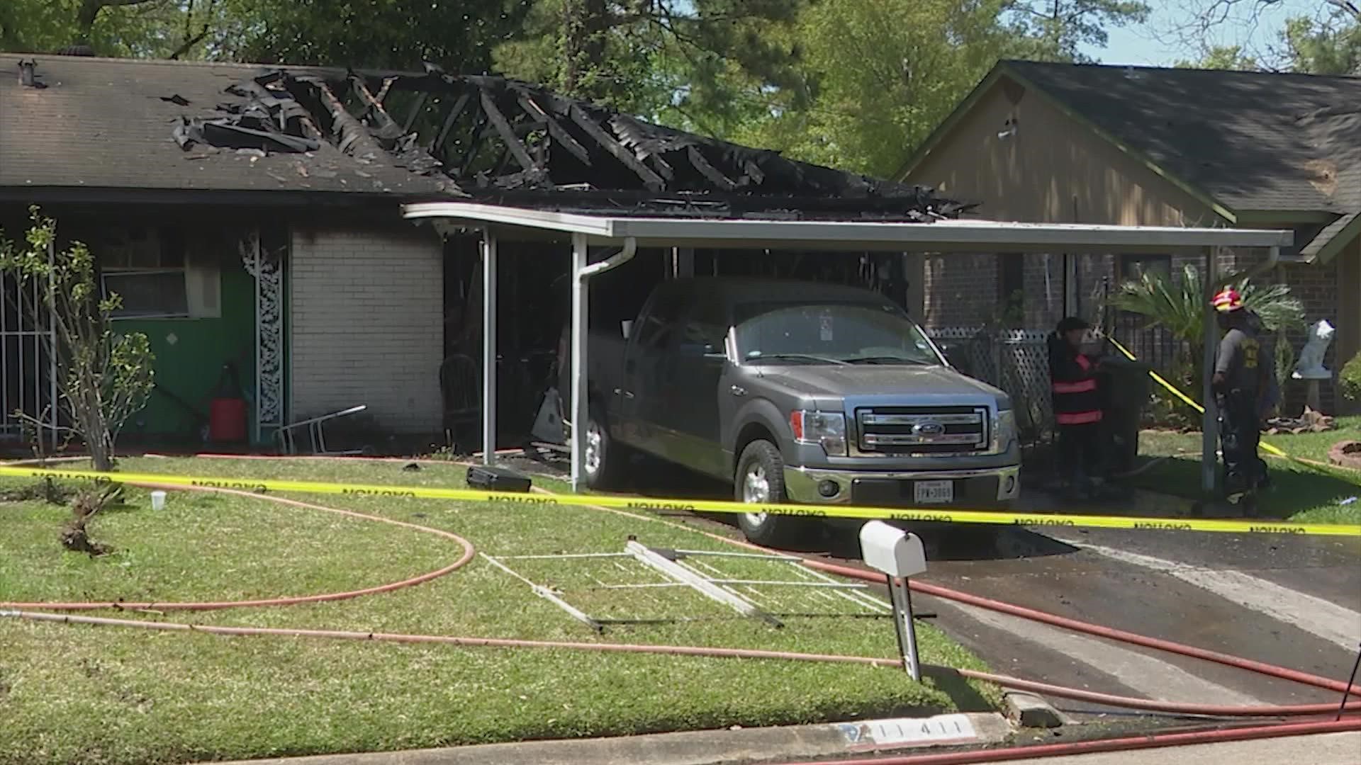 Woman dies in NE Houston house fire | khou.com