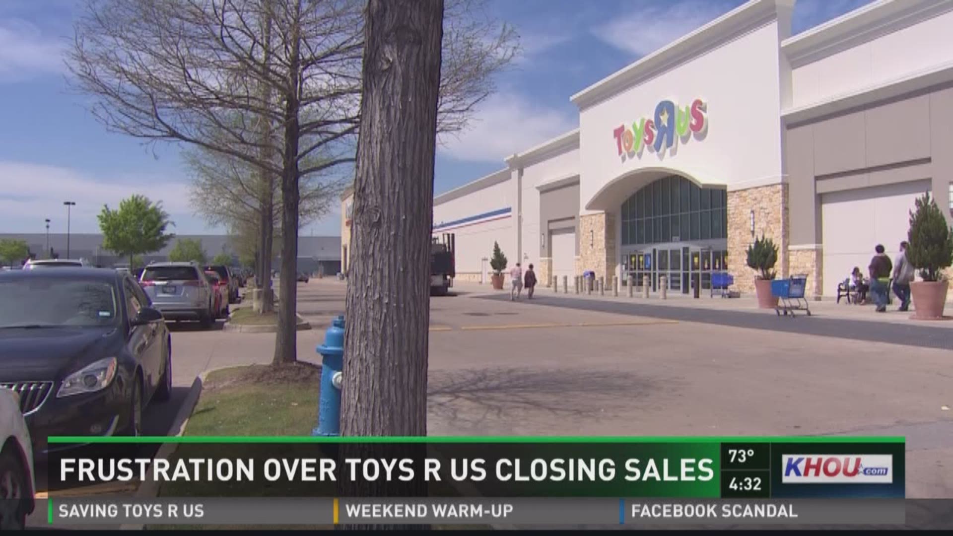 Charles Lazarus, the founder of Toys R Us has died as the company is going out of business and in Houston KHOU's Jessica Bourg spoke with customers who are frustrated with the lack of closing sales.