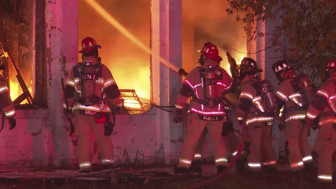 Houston Fire Department runs into water pressure issue - Vimarsana News