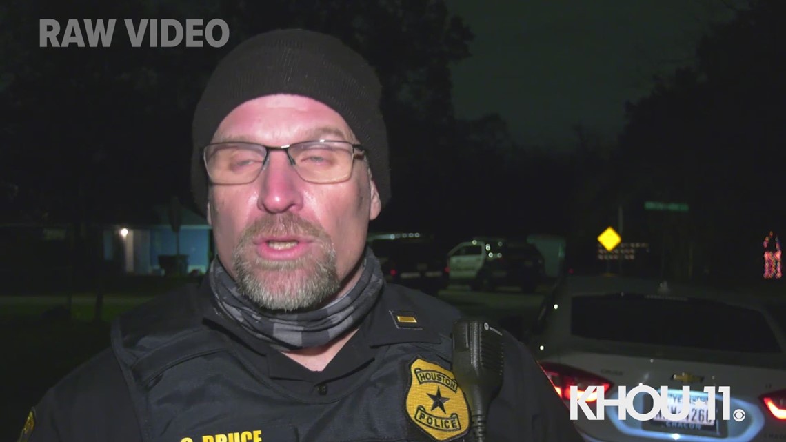 Man accused of pointing gun at girlfriend, children in north Houston ...