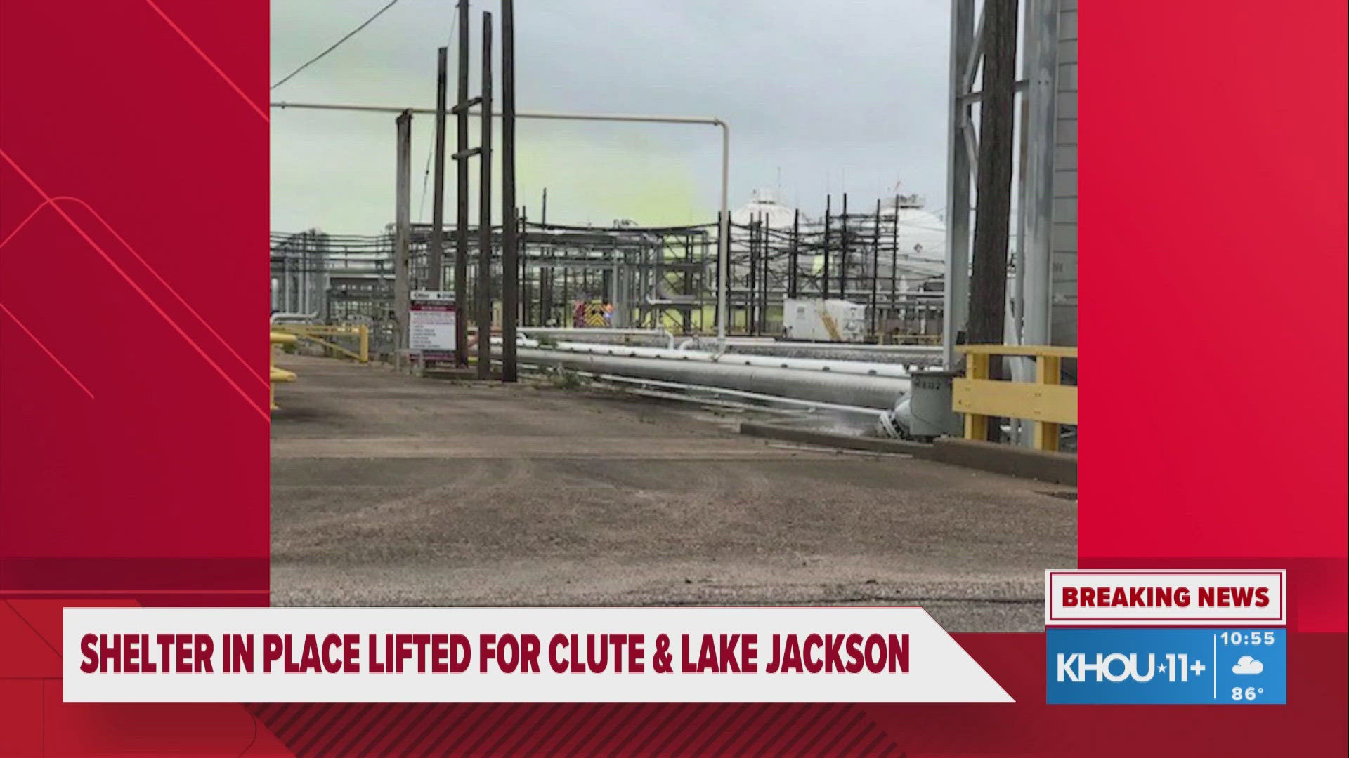 A chlorine gas leak on Tuesday morning at Olin’s Plant B prompted shelter-in-place orders, school lockdowns, and warnings across multiple Brazoria County cities.