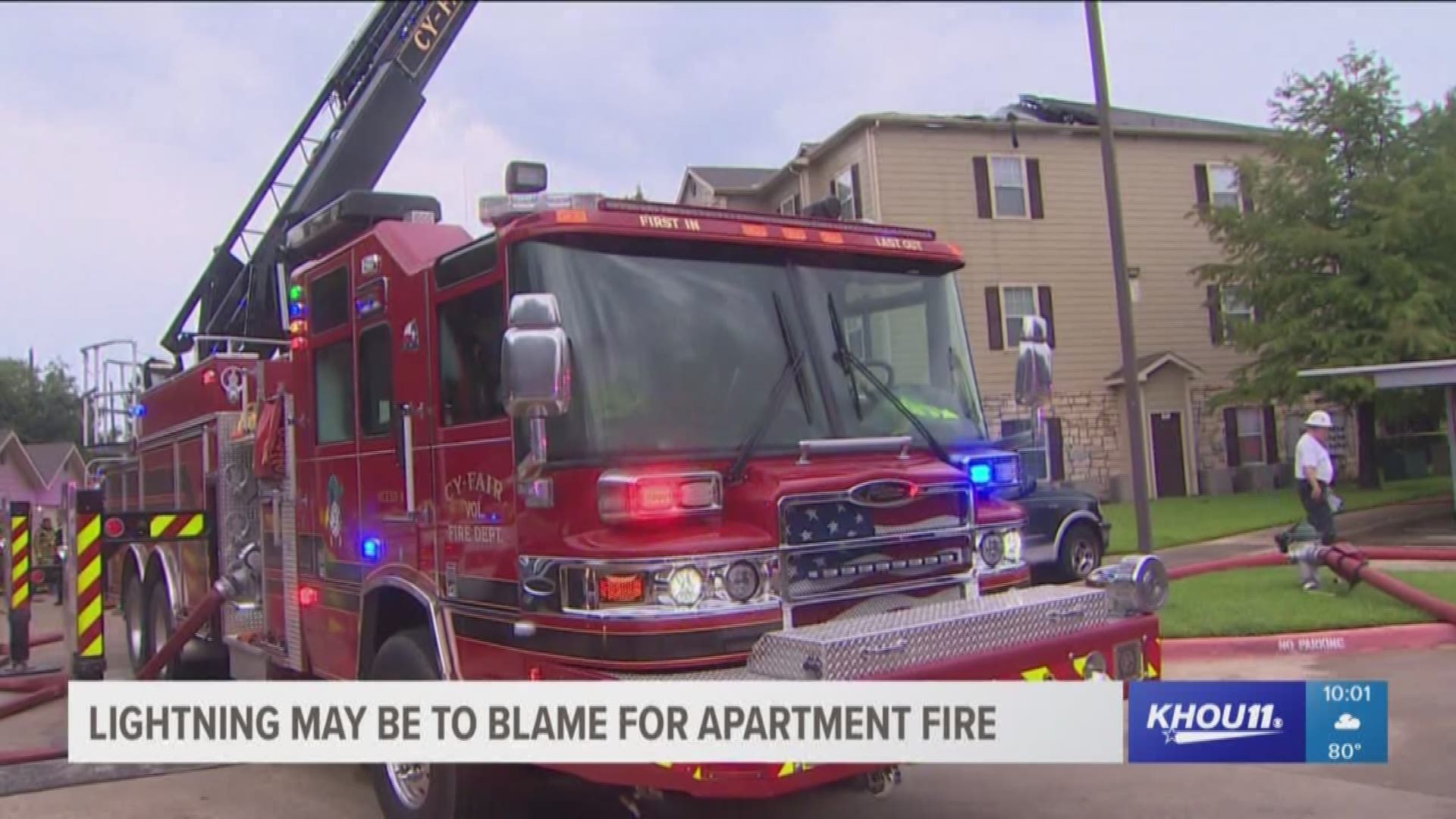 Fire investigators say lightning is to blame for a fire that damage two dozen apartment units in northwest Houston.