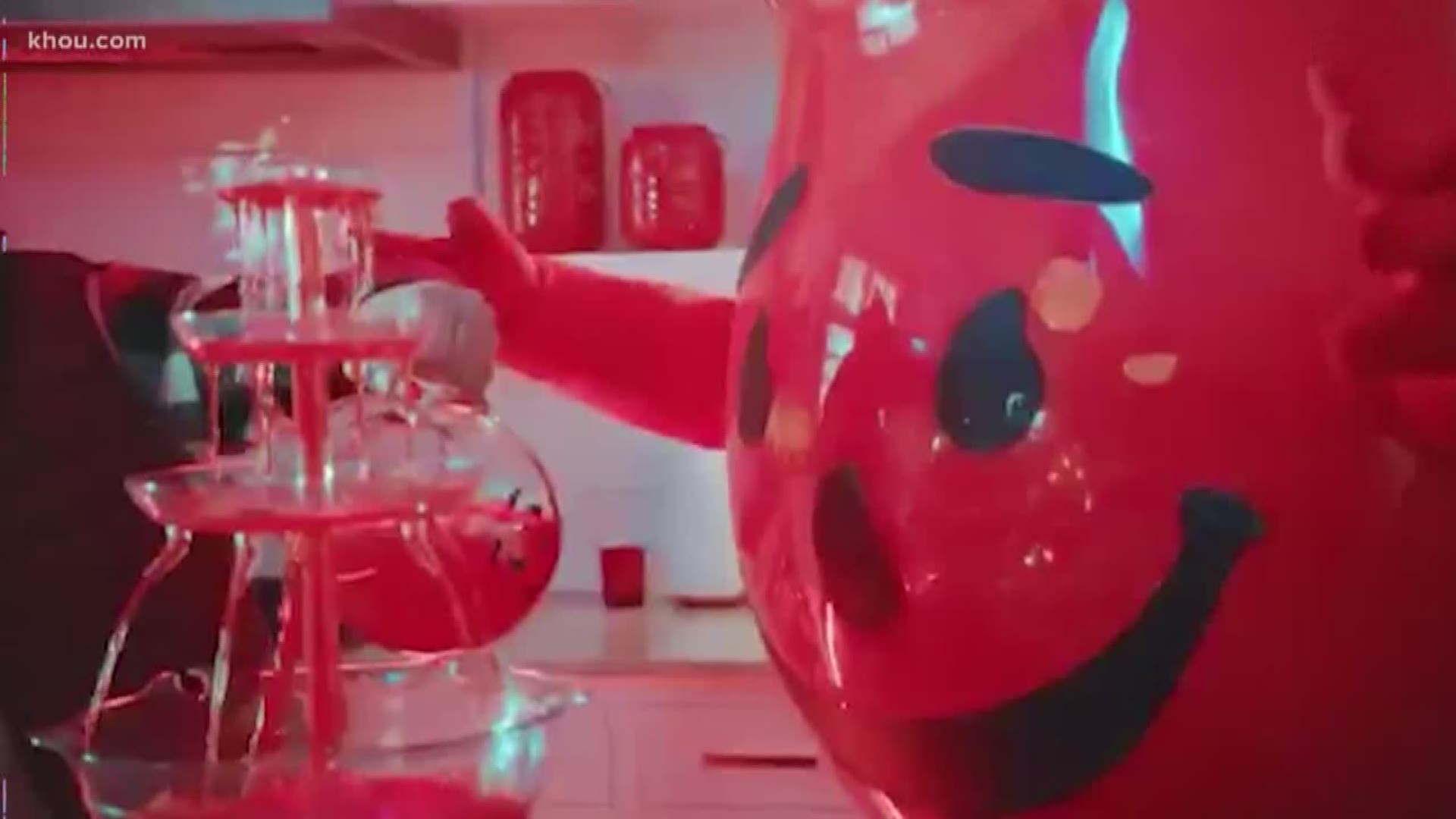 Rapper Lil Jon is getting into the holiday spirit with a festive new single titled "All I Really Want For Christmas"... and it features the Kool-Aid Man.