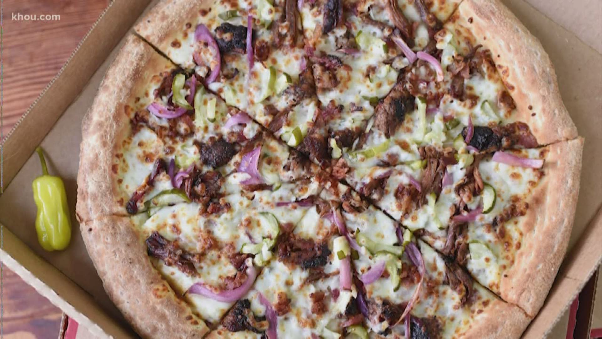 Love pizza and BBQ? This mash-up might be just the thing for you!