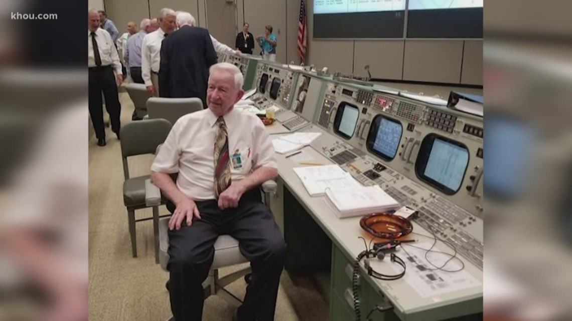 Pearland mayor was inside Mission Control during Apollo 11