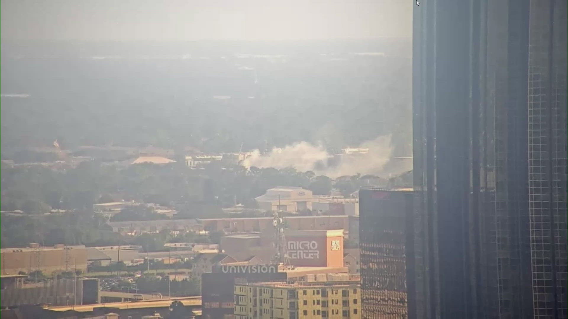 Fire breaks out at Houston apartment on Dashwood Drive | khou.com