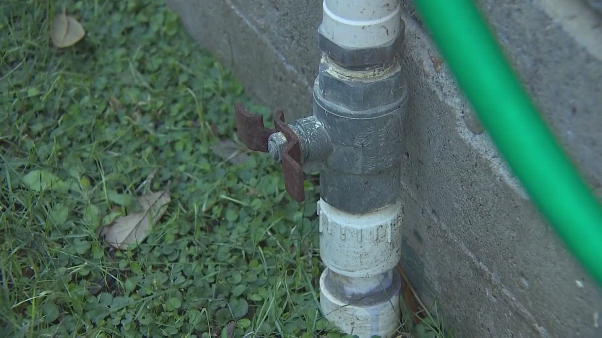 What to do when pipes are frozen