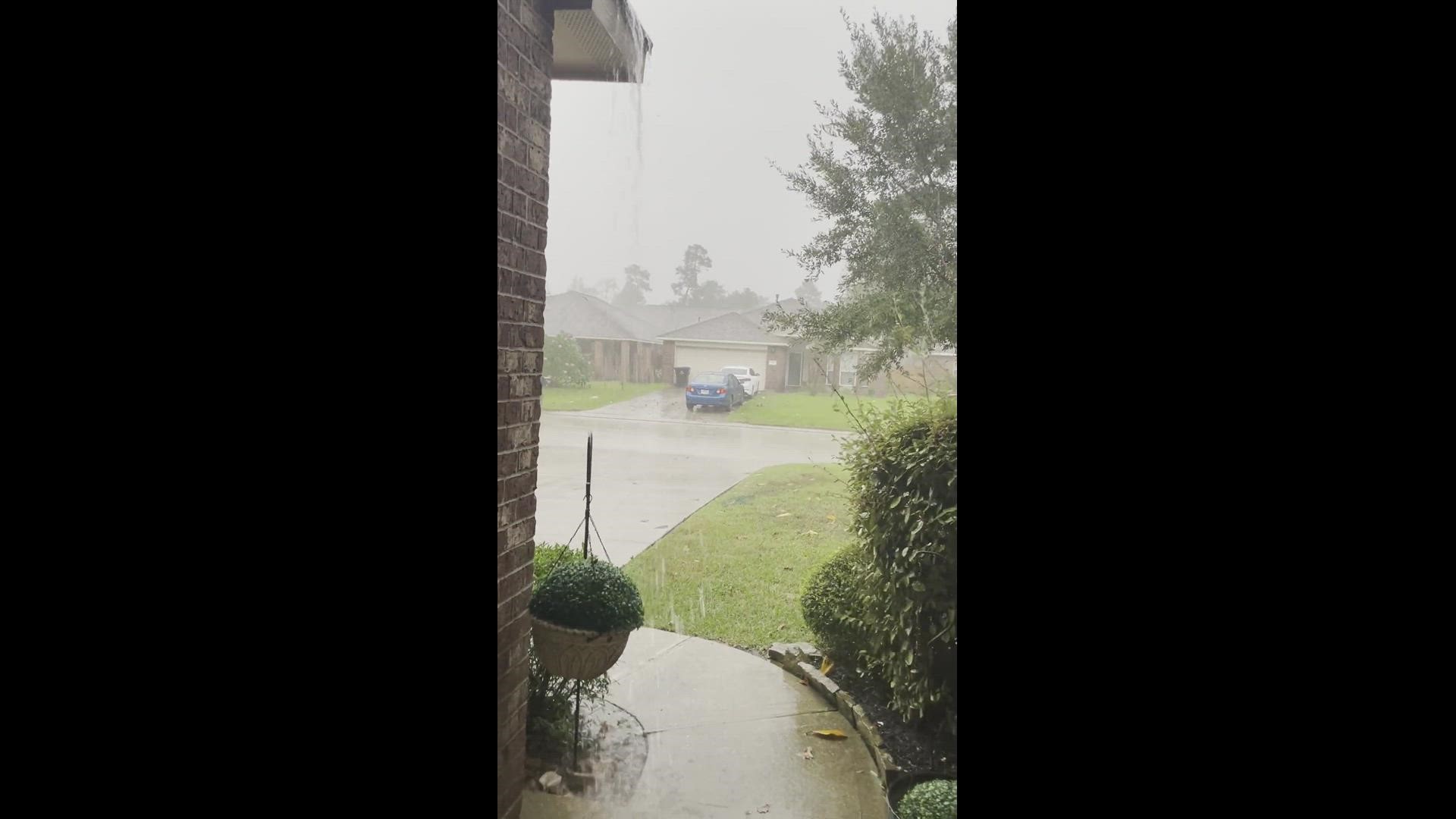 Robin Martin sent us this video of heavy rain in Pinehurst, Texas. It's a neighborhood near FM 1488 and Honea.
Credit: Robin Martin