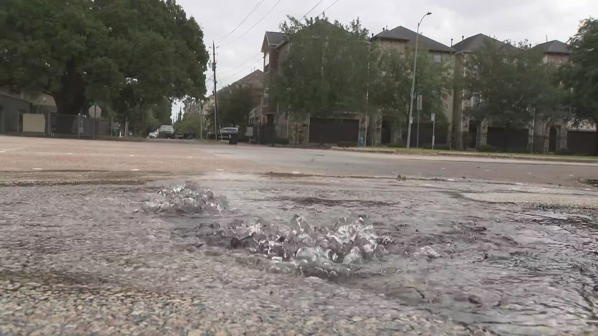 West Houston water leak has gradually grown into big problem since