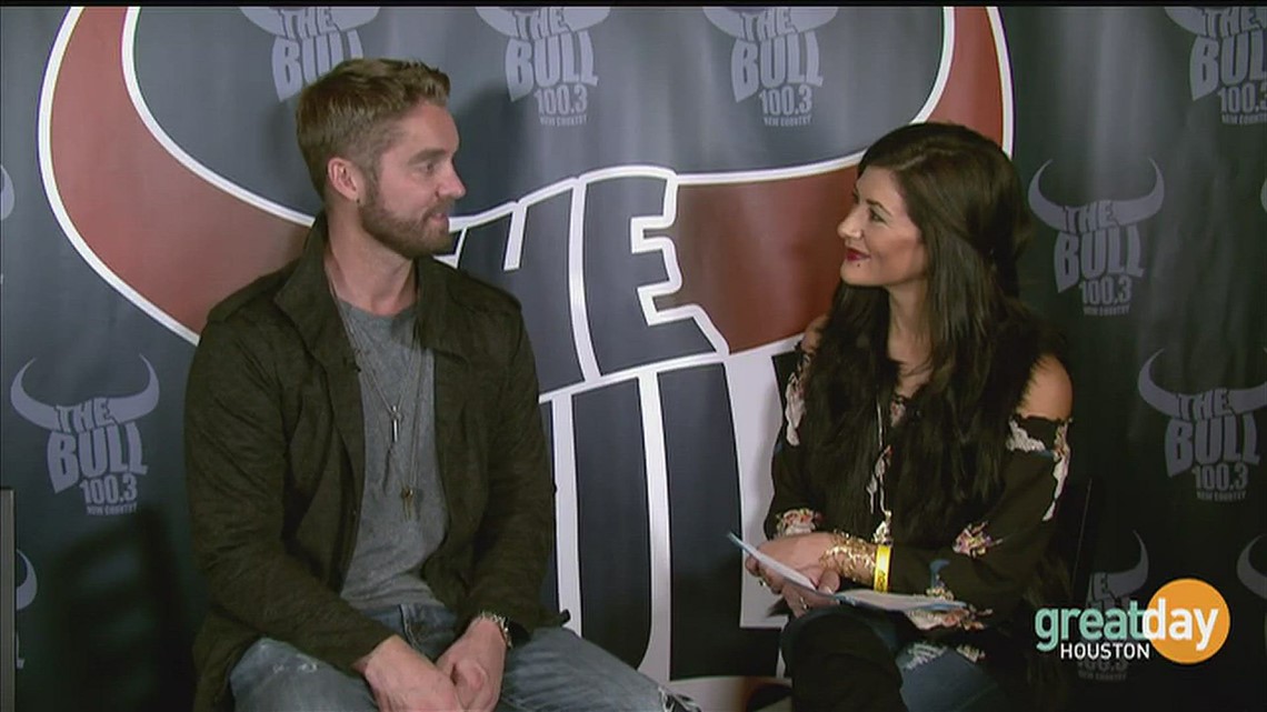 Brett Young 2017 throwback interview