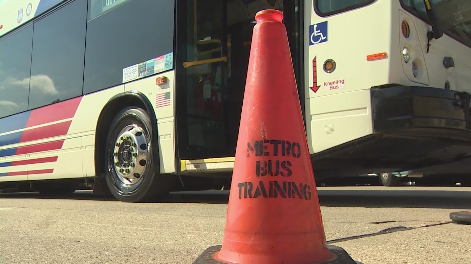Houston METRO is looking to hire bus drivers and mechanics. The bus service is offering a $4000 incentive for bus drivers and an $8000 incentive for mechanics.