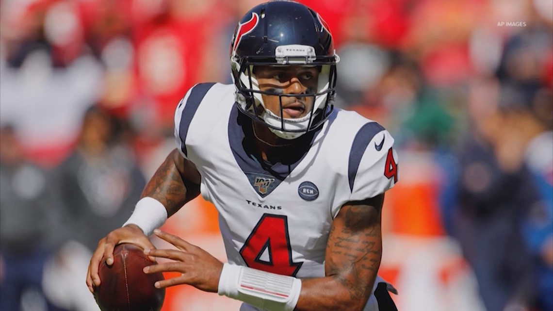Deshaun Watson officially requests trade from Texans 