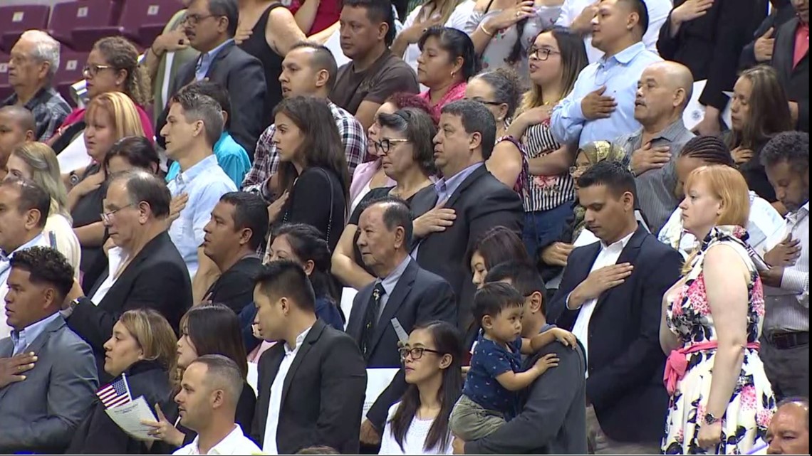 More than 2K take oath to become U.S. citizens in Houston | khou.com