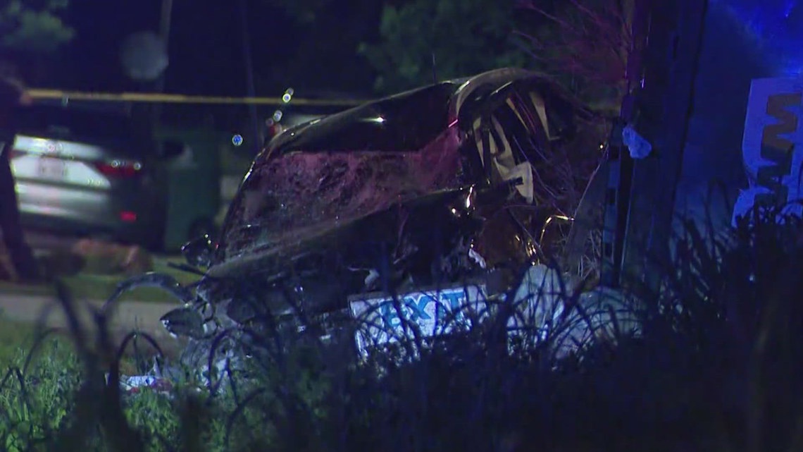 Pedestrian hit by vehicle at end of chase in southeast Houston ...