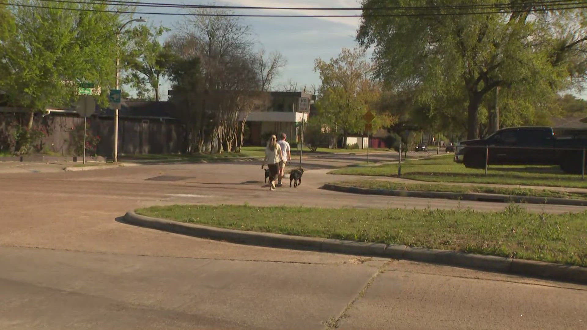 Justice Department leaders meet with lawmakers behind closed doors to ...