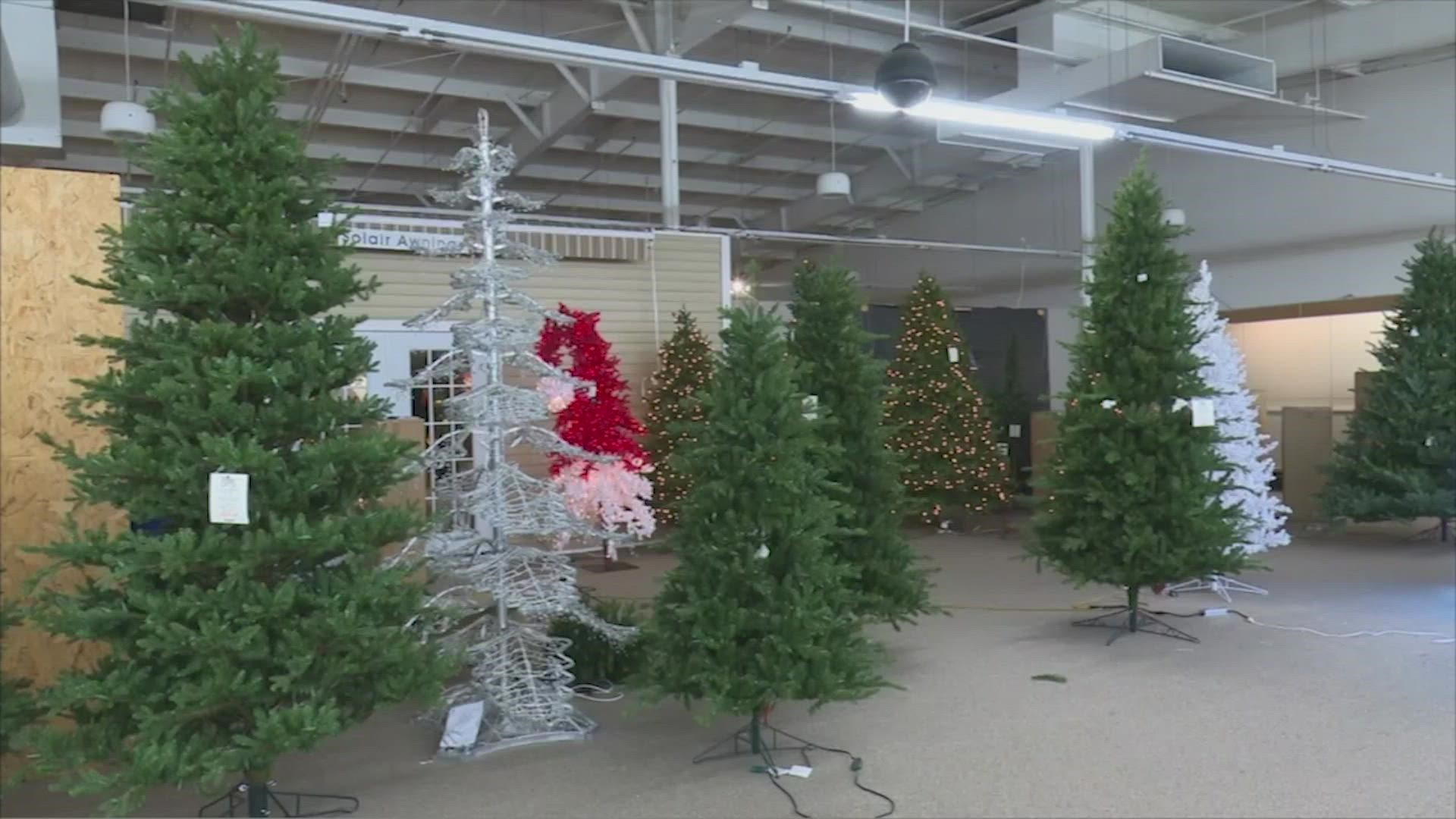 Consumer reporter John Matarese explains why you're probably not seeing many Christmas trees this year, so you don't waste your money.