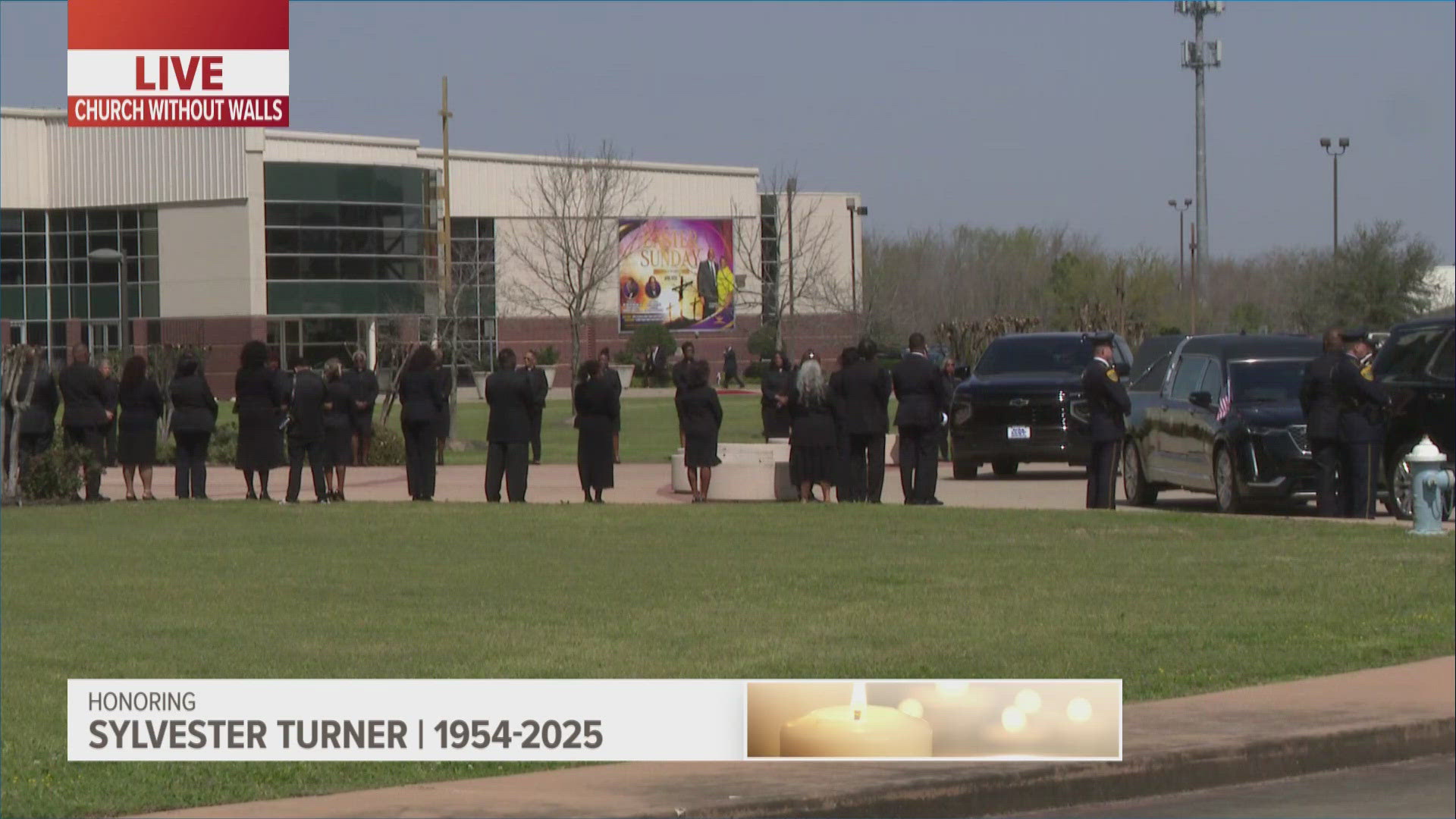 KHOU 11's Michelle Choi was at the funeral, speaking with community members who came to show their respects to the late congressman and former mayor.