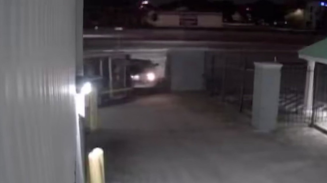 New video shows suspect stealing mobile hair salon for children with