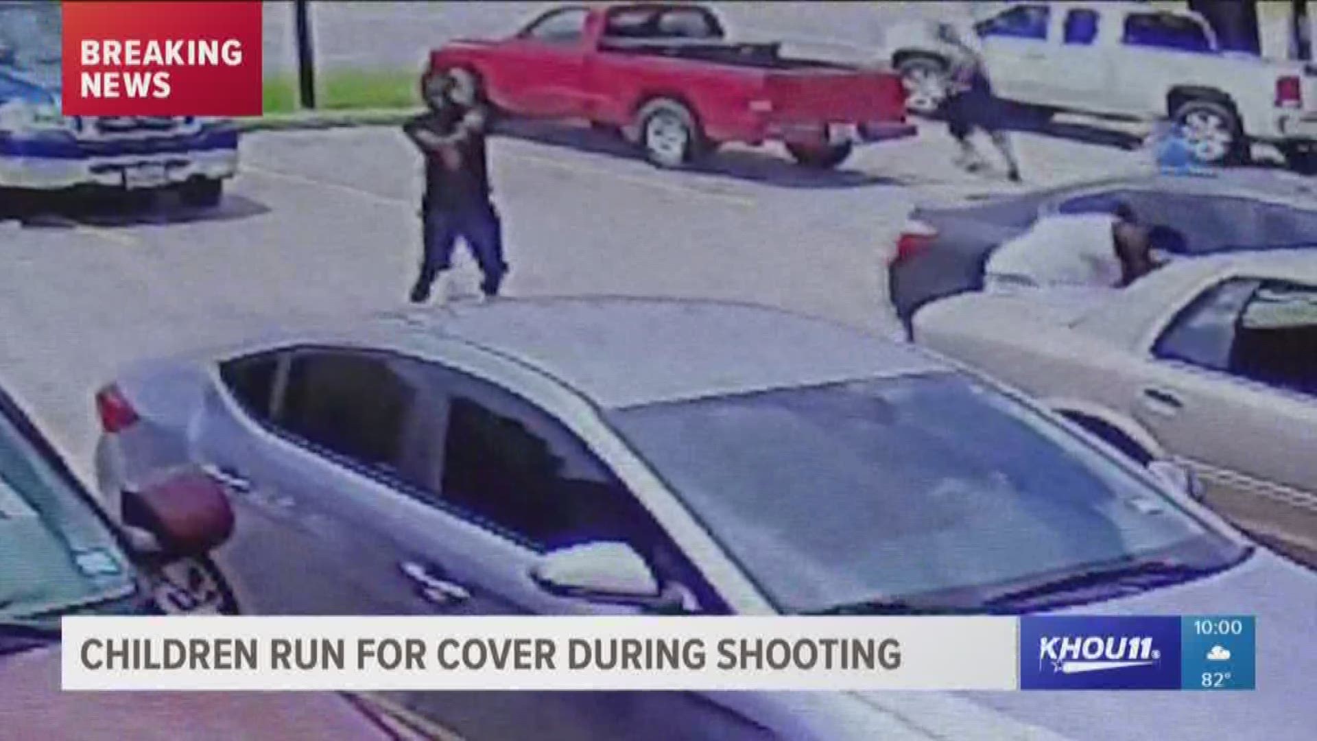 Children run for cover during shooting in Texas City