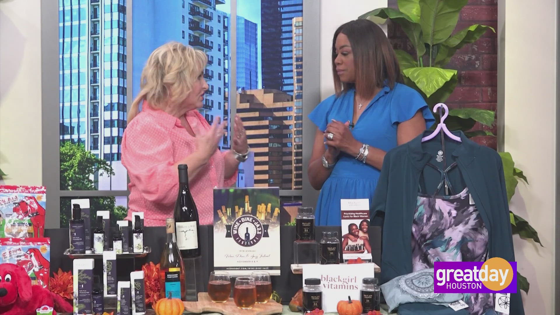 Beauty & lifestyle expert, Dawn McCarthy, shares the fall products everyone in the family will enjoy, including our pets.