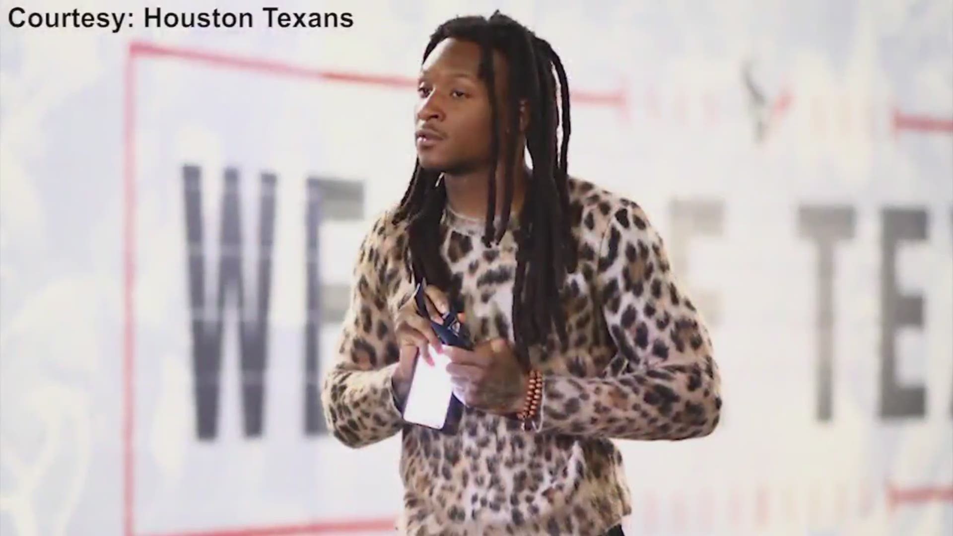 Texans wide receiver DeAndre Hopkins tells us about his pregame attire following Houston's 20-3 win against the Jacksonville Jaguars at NRG Stadium.