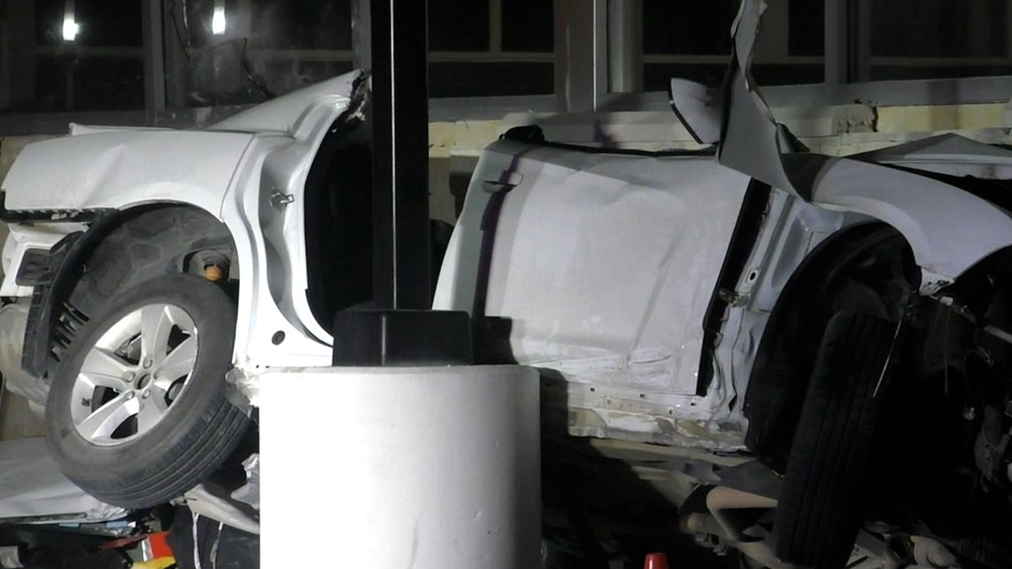 Seabrook CVS crash Dodge wreck sends 2 to hospital